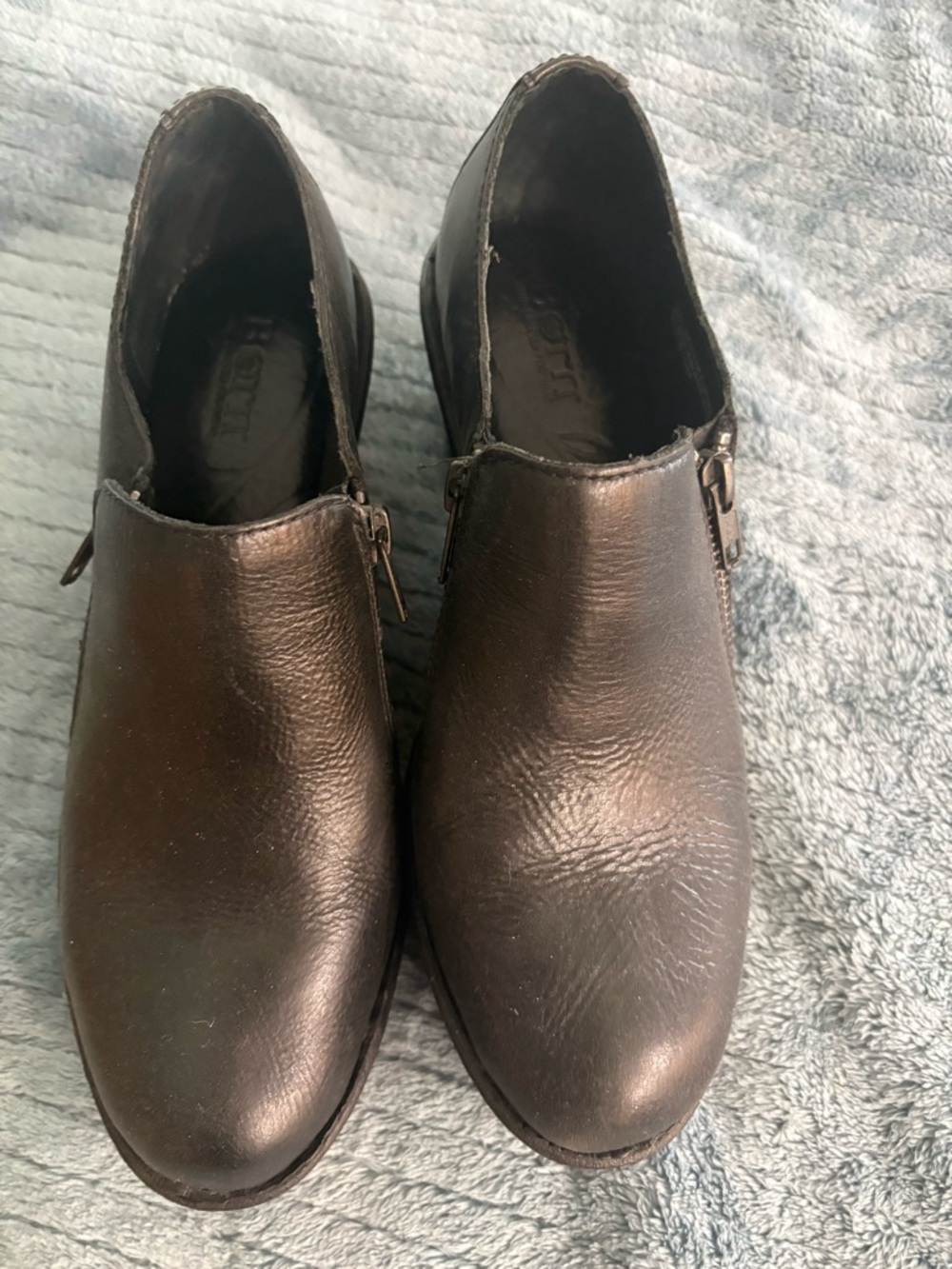 Born women’s  Slip-On Leather Dress Shoes - Black
